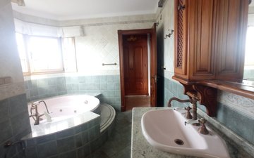 Property slide 30