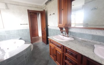 Property slide 31