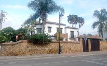 Property slide 4