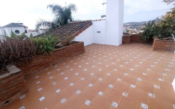 Property slide 48