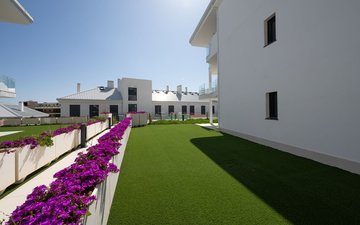 Property slide 18
