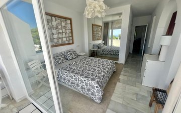 Property slide 16