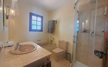 Property slide 18