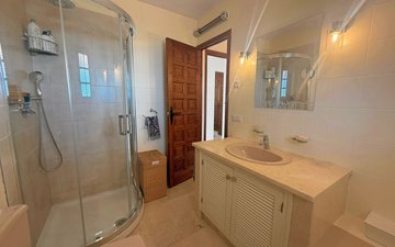 Property slide 19