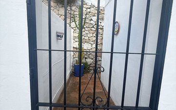 Property slide 30
