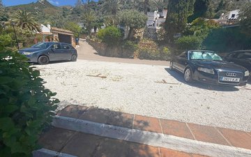 Property slide 38