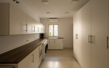 Property slide 60
