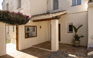 Property slide 62