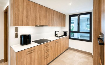 Property slide 7