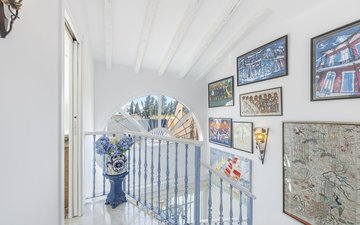Property slide 19