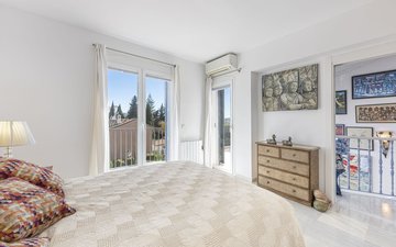 Property slide 22