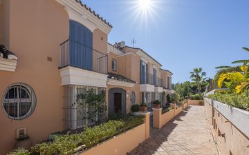 Property slide 40