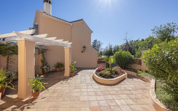 Property slide 42