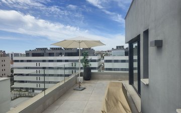Property slide 16