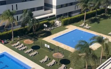 Property slide 61