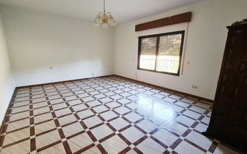 Property slide 22