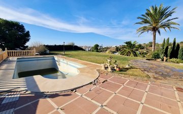 Property slide 42