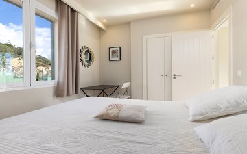 Property slide 25