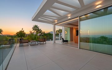 Property slide 50