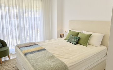 Property slide 21
