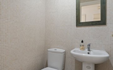 Property slide 10