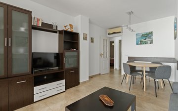 Property slide 24