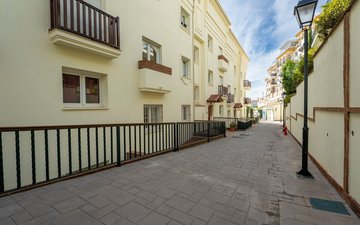Property slide 28