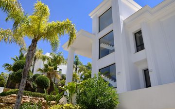 Property slide 22