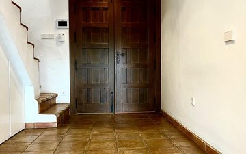 Property slide 10
