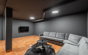 Property slide 14