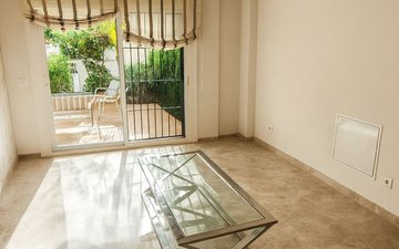 Property slide 19