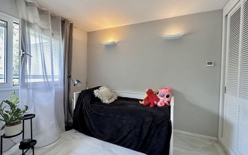 Property slide 30
