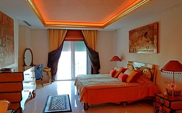 Property slide 18