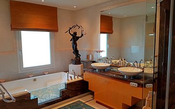 Property slide 21