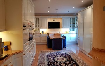 Property slide 44