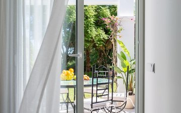 Property slide 10