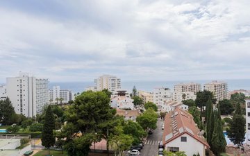 Property slide 22