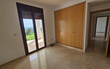 Property slide 20