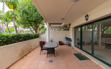 Property slide 10