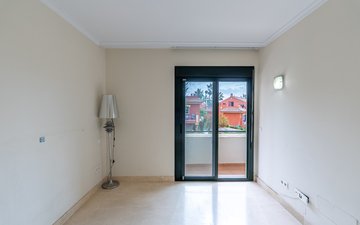 Property slide 16