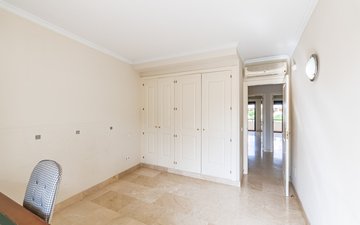 Property slide 24