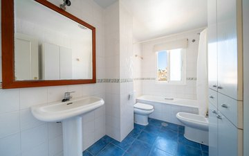 Property slide 18