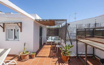 Property slide 16