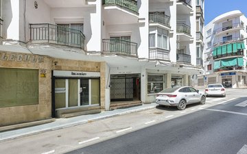 Property slide 33