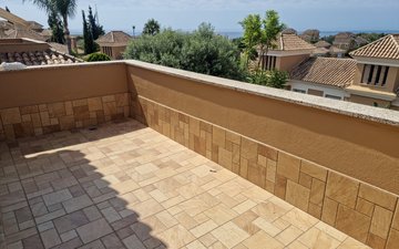 Property slide 20
