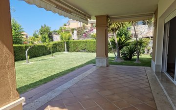 Property slide 23