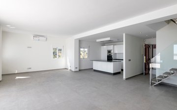 Property slide 7