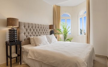 Property slide 17