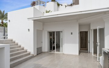 Property slide 22