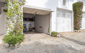 Property slide 31